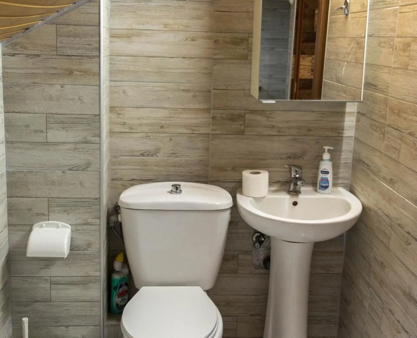 Roses Studios Nea Michaniona Apartment